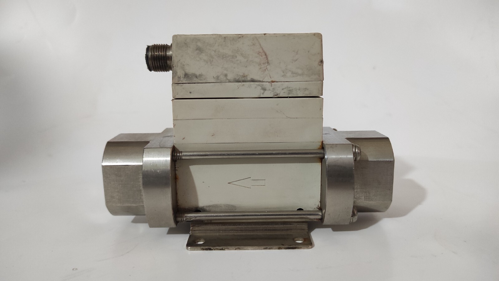 admin/uploads/uploads/SMC pf2w740t-n04-27 - PF2W740T-N04-27 Digital Flow Switch_7.webp